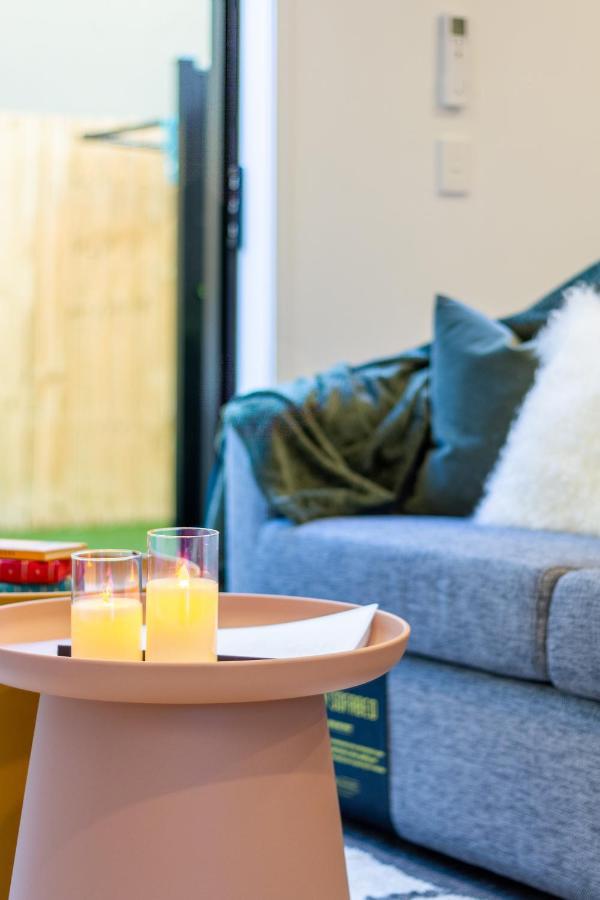 Stylish In The Heart Of 2 Bed Apartamento