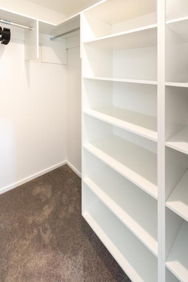 Stylish In The Heart Of 2 Bed Apartamento *